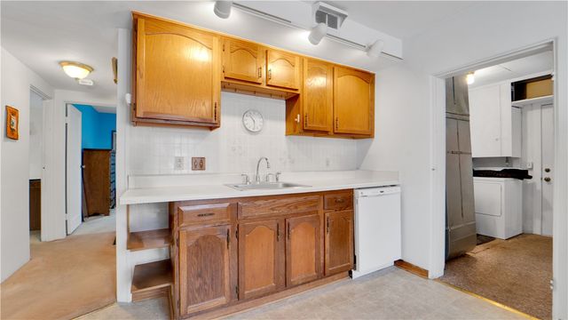 164 Penhurst Road, Brighton, NY 14610