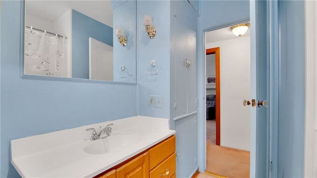 164 Penhurst Road, Brighton, NY 14610