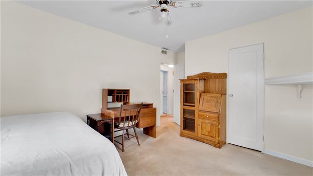 164 Penhurst Road, Brighton, NY 14610