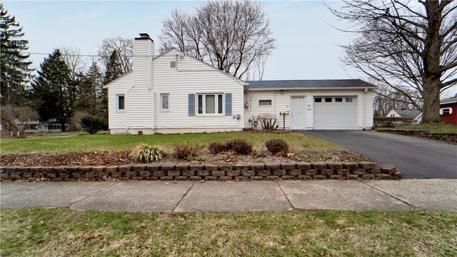 164 Penhurst Road, Brighton, NY 14610