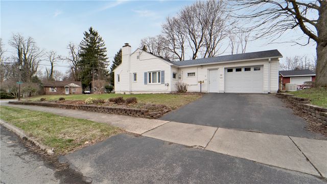 164 Penhurst Road, Brighton, NY 14610