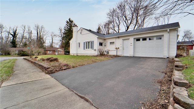 164 Penhurst Road, Brighton, NY 14610