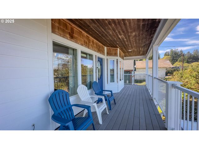 4838 LAKE Blvd, Westlake, OR 97493