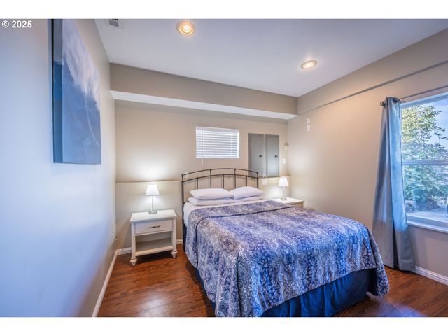 4838 LAKE Blvd, Westlake, OR 97493