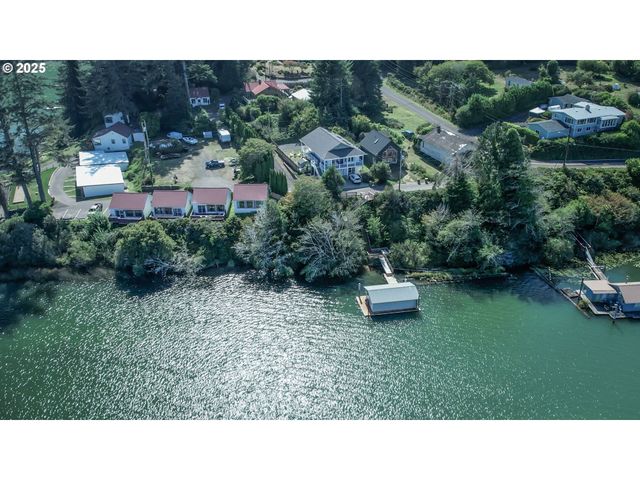 4838 LAKE Blvd, Westlake, OR 97493