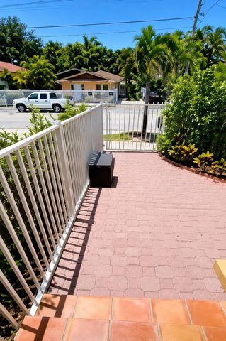985 SW 10th Street 2, Miami, FL 33130