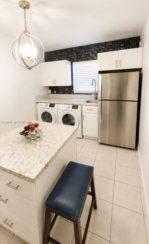 985 SW 10th Street 2, Miami, FL 33130