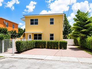 985 SW 10th Street 2, Miami, FL 33130