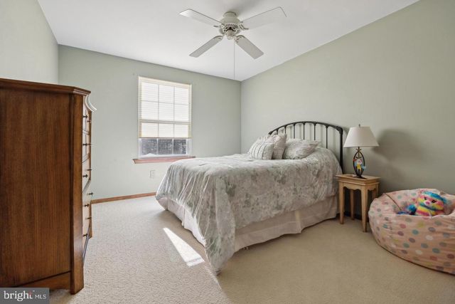 14 WHITE PINE DR, Sewell, NJ 08080