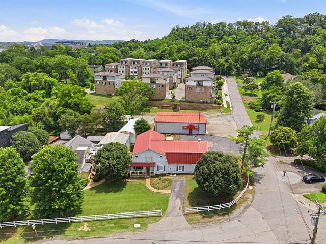 5717 Maudina Ave, Nashville, TN 37209
