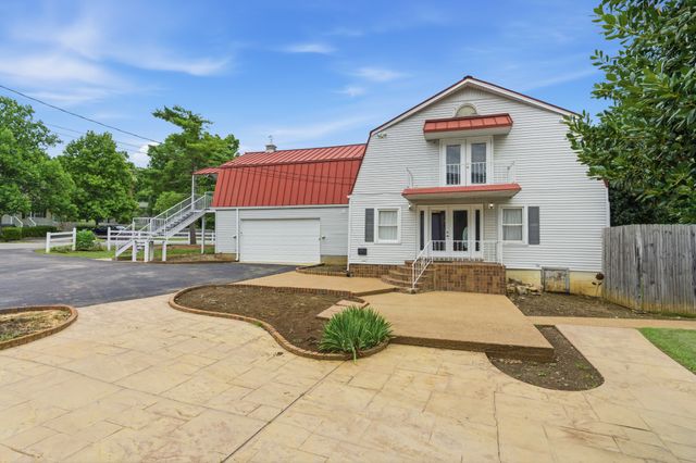 5717 Maudina Ave, Nashville, TN 37209