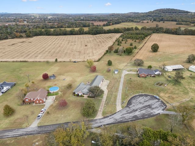 521 Vance Ln, Lebanon, TN 37087