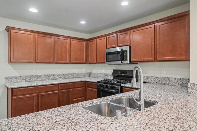 159 Emerald Ln, Jackson, CA 95642