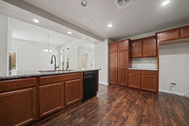 159 Emerald Ln, Jackson, CA 95642