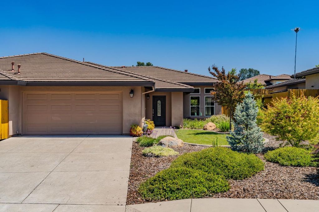 159 Emerald Ln, Jackson, CA 95642