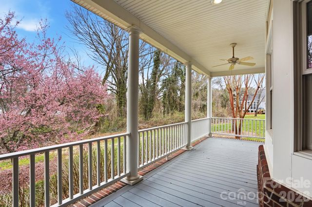 1173 Bunch Drive, Statesville, NC 28677