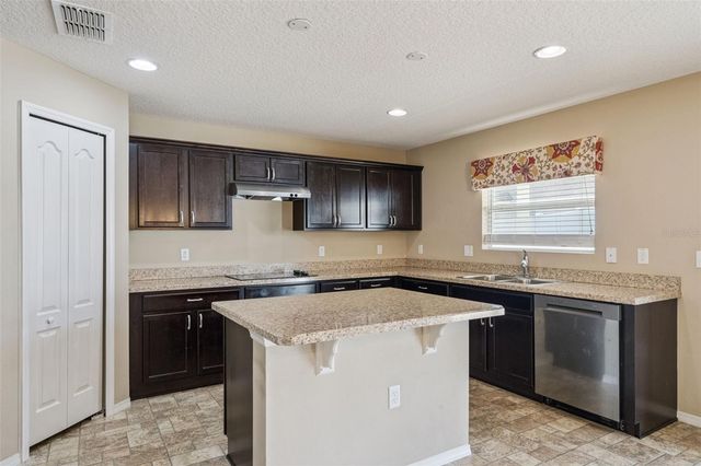 7254 MYSTIC BROOK WAY, Davenport, FL 33896