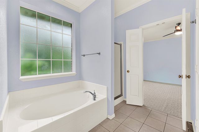 2735 Bent Oaks Drive, Burleson, TX 76028