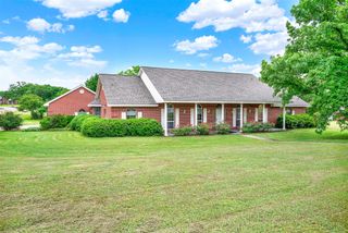 2735 Bent Oaks Drive, Burleson, TX 76028