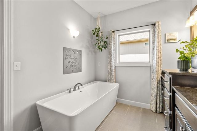 12916 W 169TH Street, Overland Park, KS 66221