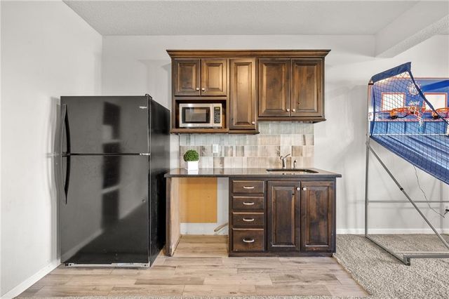 12916 W 169TH Street, Overland Park, KS 66221