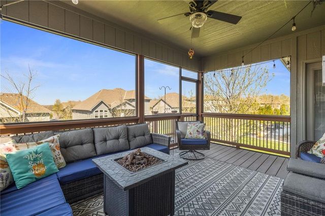 12916 W 169TH Street, Overland Park, KS 66221