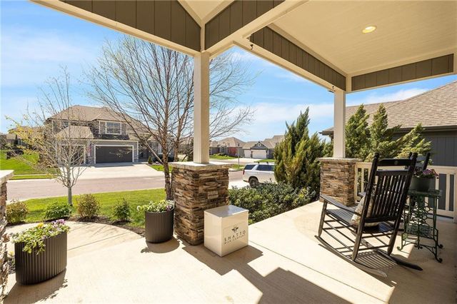12916 W 169TH Street, Overland Park, KS 66221