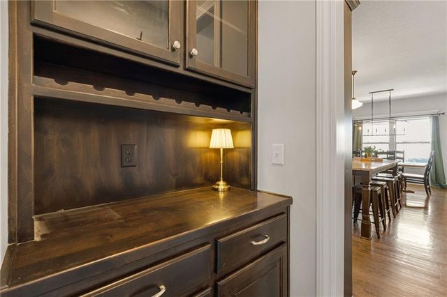 12916 W 169TH Street, Overland Park, KS 66221