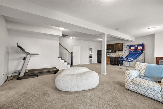 12916 W 169TH Street, Overland Park, KS 66221