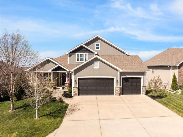 12916 W 169TH Street, Overland Park, KS 66221