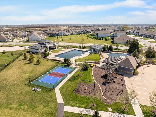 12916 W 169TH Street, Overland Park, KS 66221