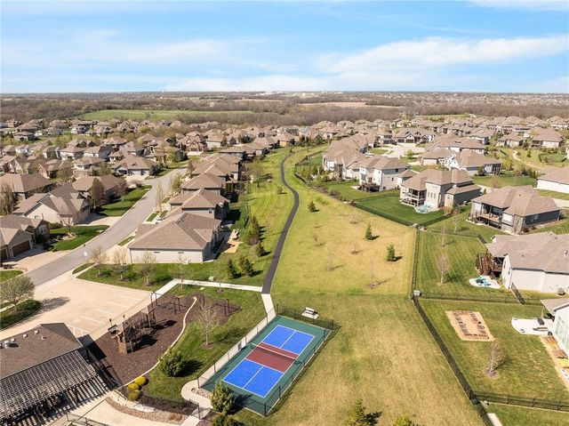 12916 W 169TH Street, Overland Park, KS 66221