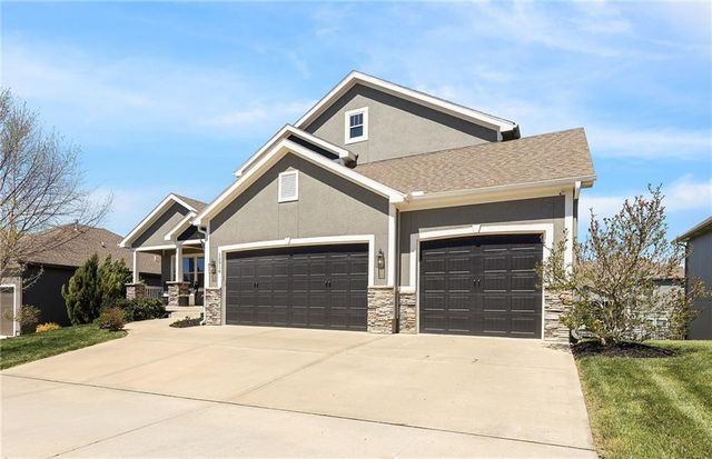 12916 W 169TH Street, Overland Park, KS 66221