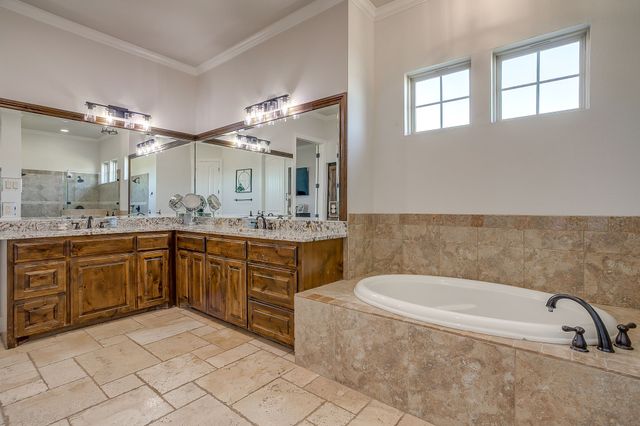 12564 Bella Vita Drive, Fort Worth, TX 76126