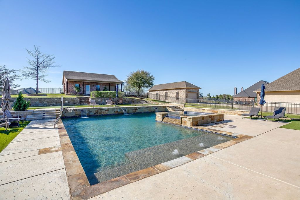 12564 Bella Vita Drive, Fort Worth, TX 76126