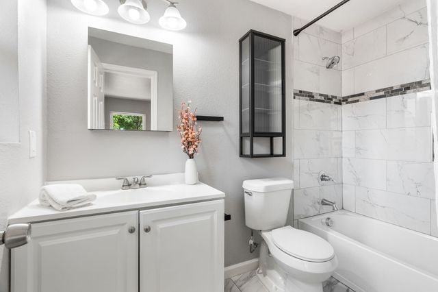 3147 Newcastle Drive, Dallas, TX 75220