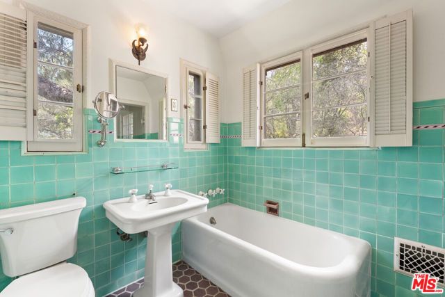 6311 Heather Drive, Los Angeles, CA 90068