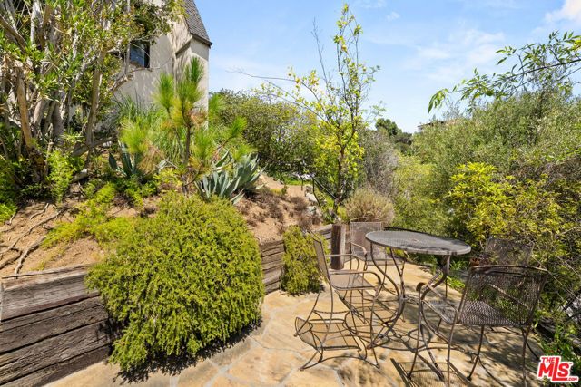 6311 Heather Drive, Los Angeles, CA 90068