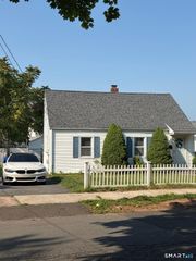 25 Palmer Avenue, Hamden, CT 06514