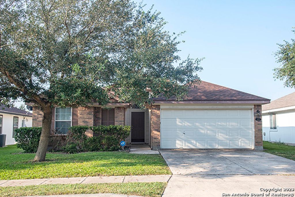 8422 WHITEBRUSH, Converse, TX 78109