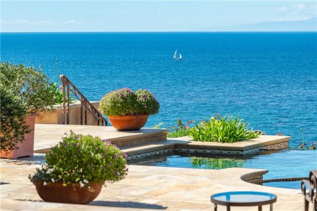 2729 Via Oleadas, Palos Verdes Estates, CA 90274