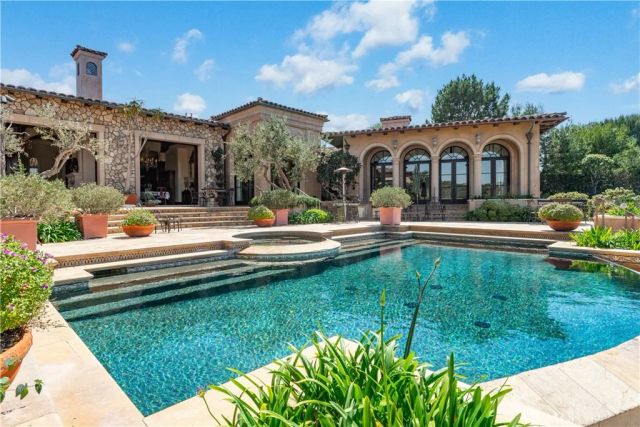 2729 Via Oleadas, Palos Verdes Estates, CA 90274