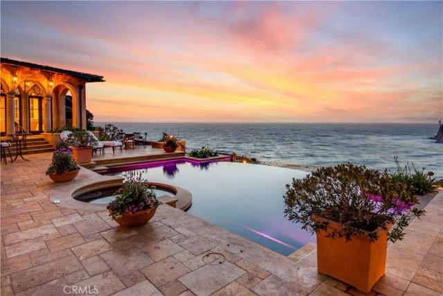 2729 Via Oleadas, Palos Verdes Estates, CA 90274