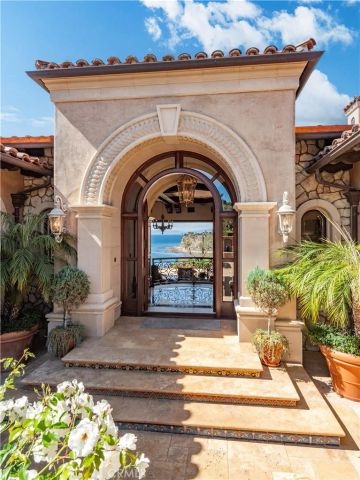 2729 Via Oleadas, Palos Verdes Estates, CA 90274