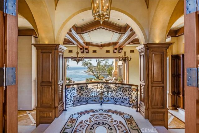 2729 Via Oleadas, Palos Verdes Estates, CA 90274