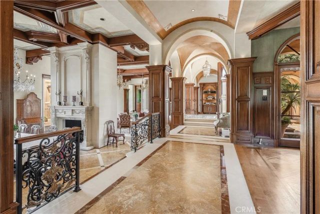 2729 Via Oleadas, Palos Verdes Estates, CA 90274