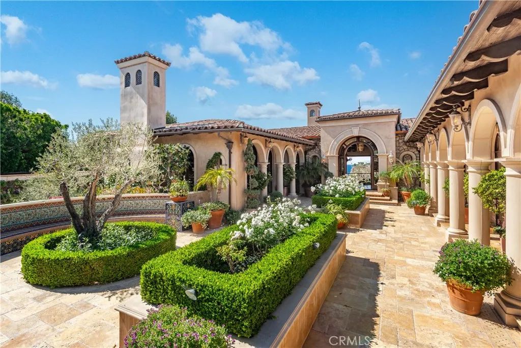 2729 Via Oleadas, Palos Verdes Estates, CA 90274