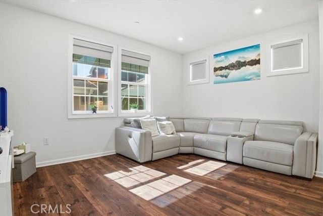 240 Tavern Creek, Palmdale, CA 93551