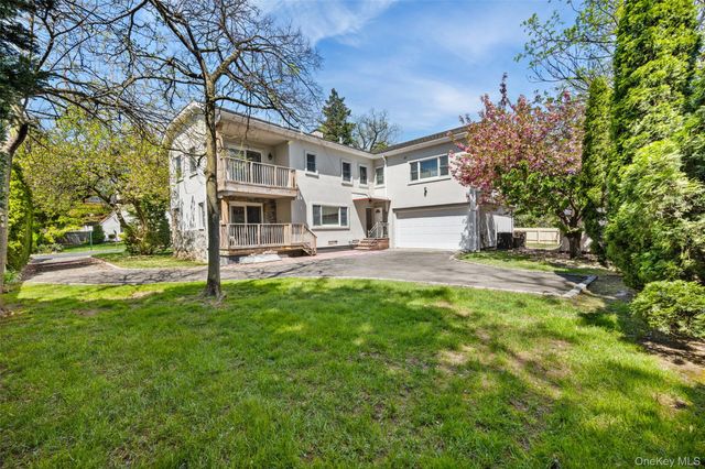 3 Ascot Ridge, Great Neck, NY 11021