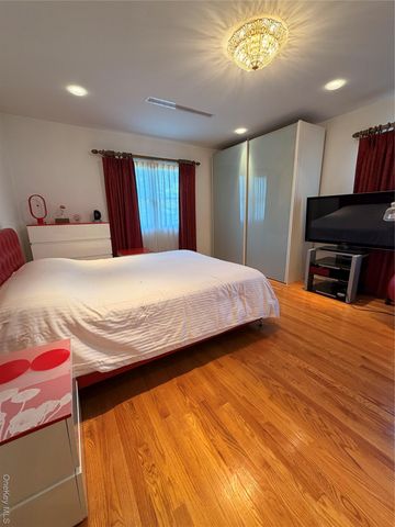 3 Ascot Ridge, Great Neck, NY 11021